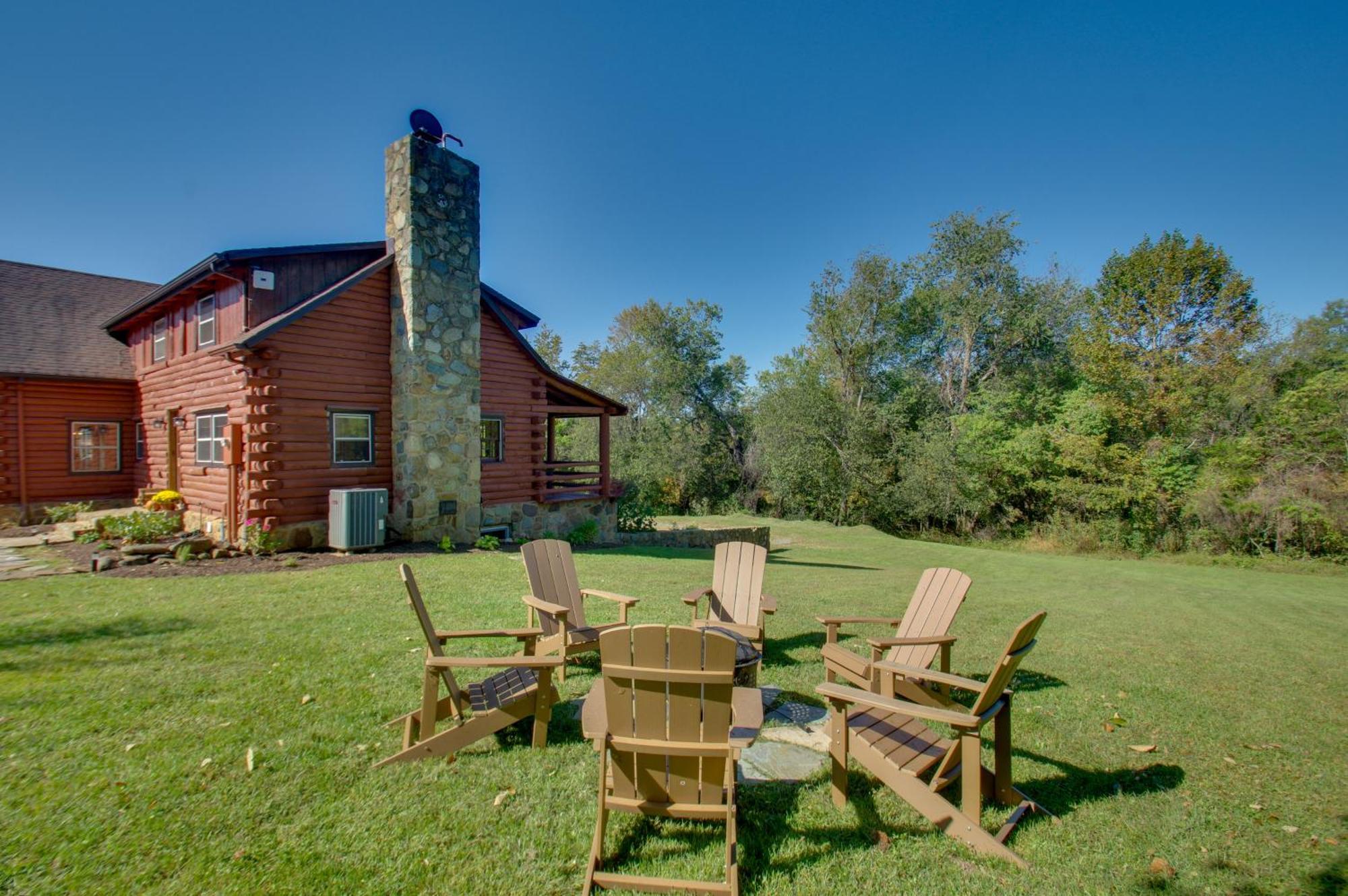 Cozy Log Cabin Getaway With Fire Pit And 3 Acres! Ruckersville Buitenkant foto